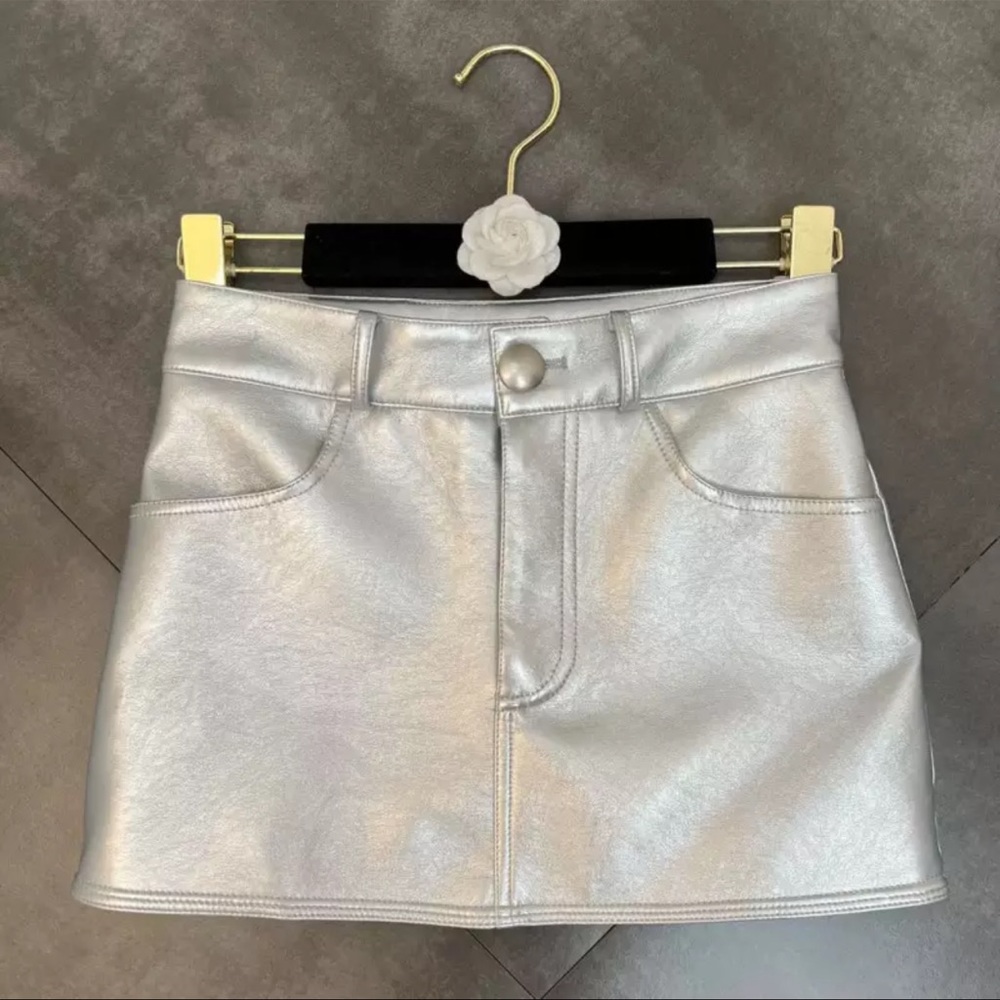 New ! Silver Metallic trendy skirt